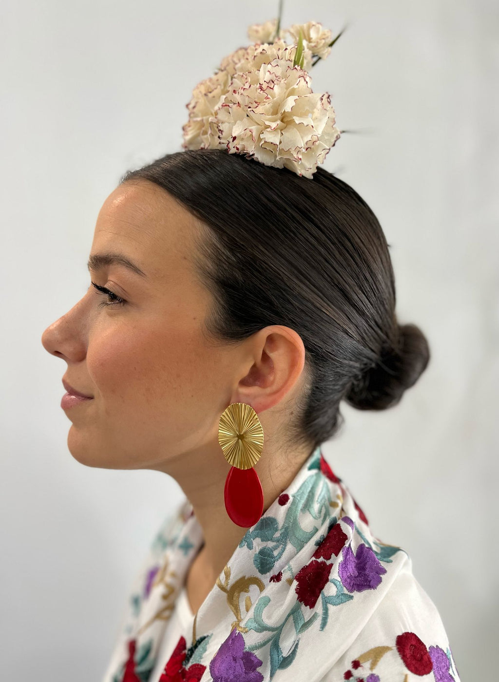 Pendientes Ovalo dorado y lagrima color