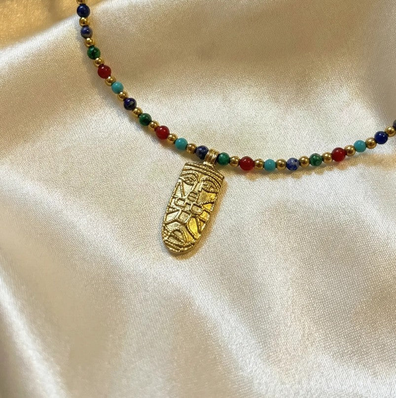 Collar Máscara de Évora pequeña