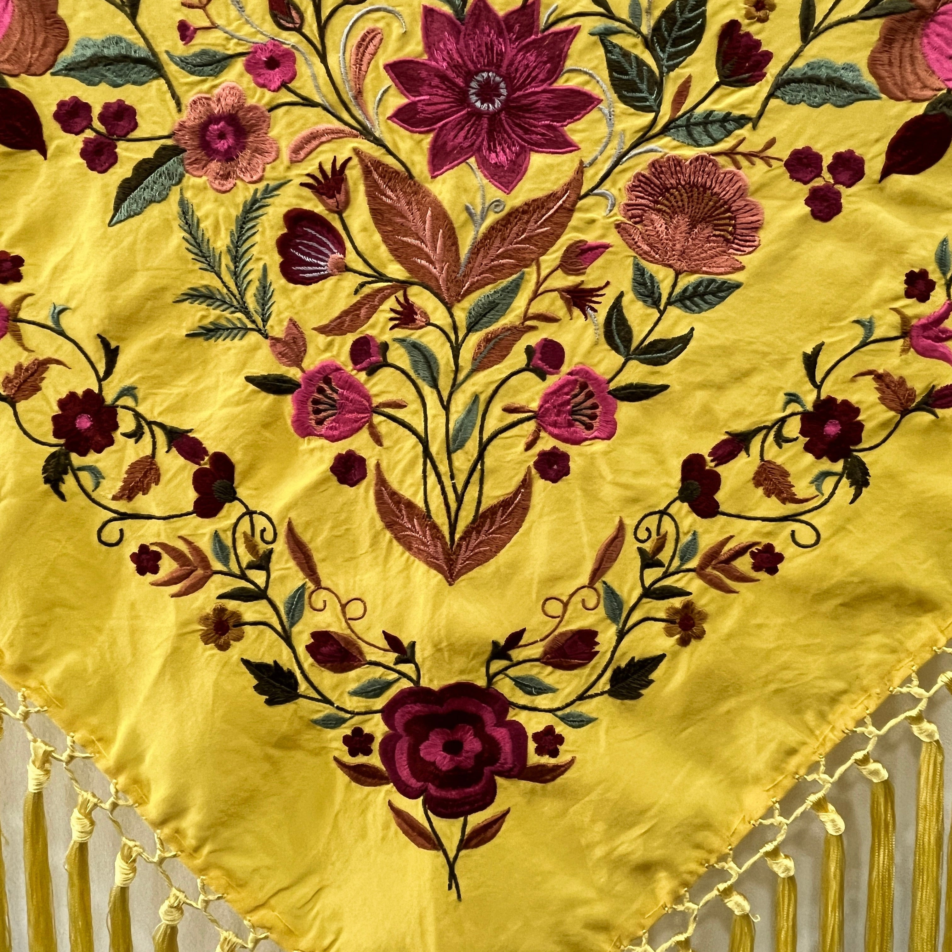 Mantoncillo Edén Amarillo