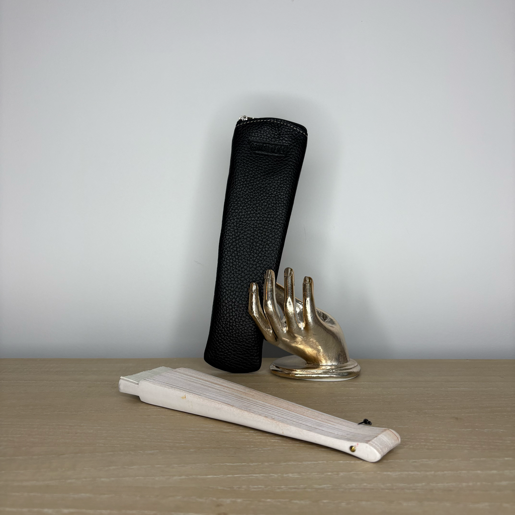 Funda abanico de piel