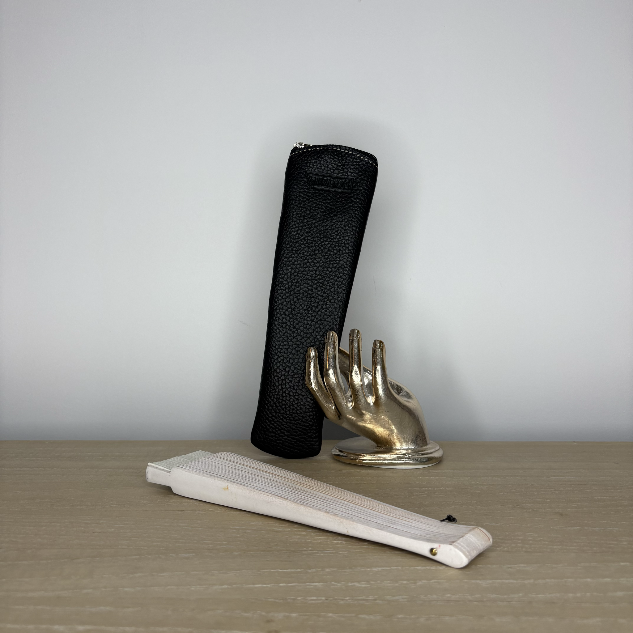 Funda abanico de piel