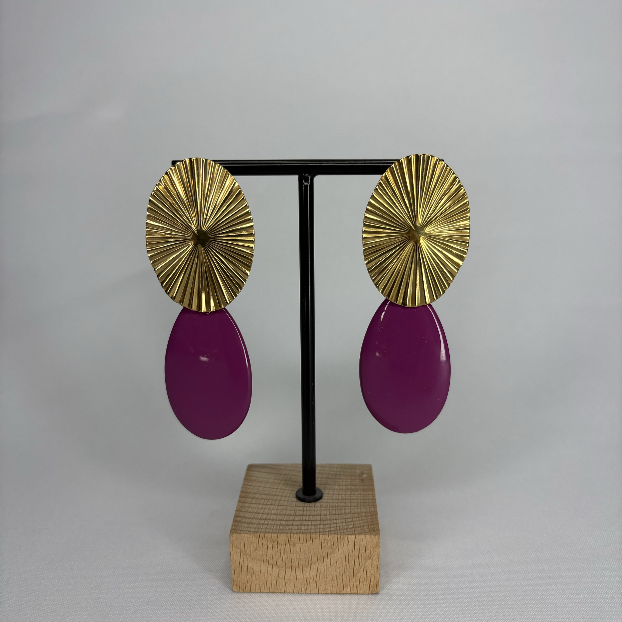 Pendientes Ovalo dorado y lagrima color