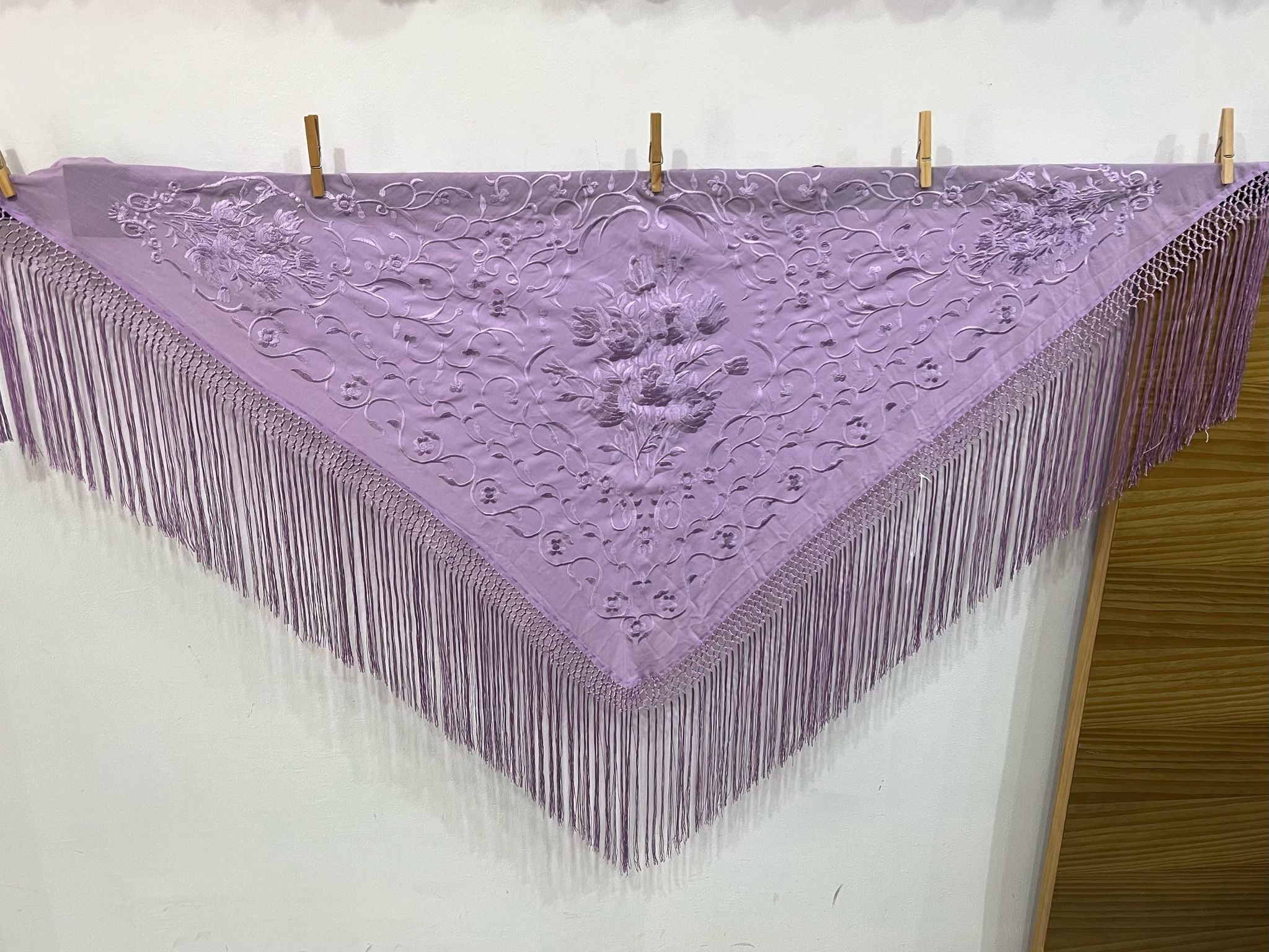 Mantoncillo Caridad Monocolor Malva