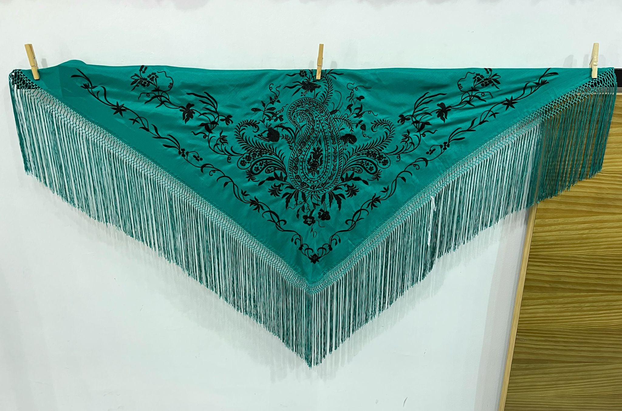 Mantoncillo Gabriela Verde Petroleo