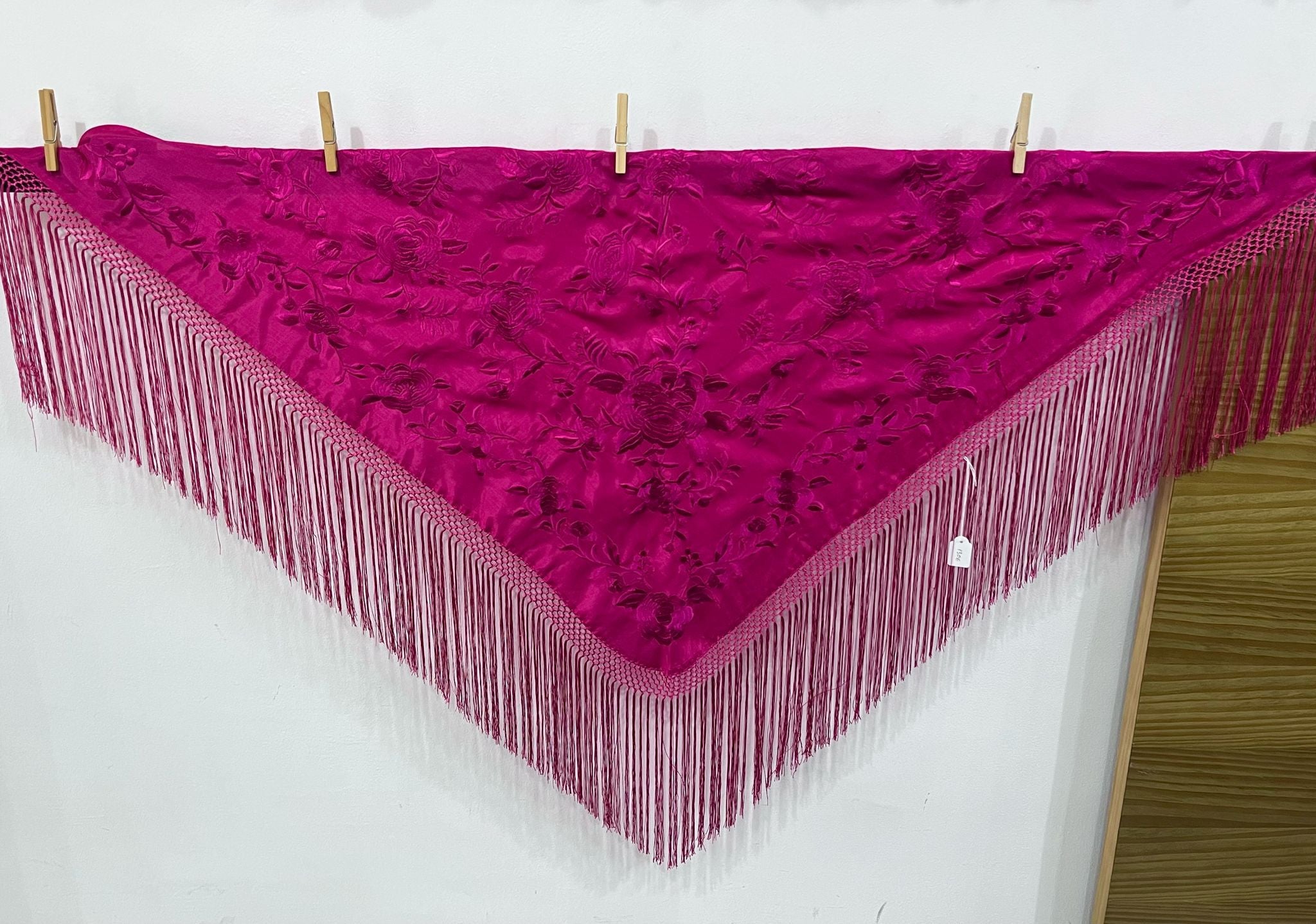 Mantoncillo Isabel Fucsia