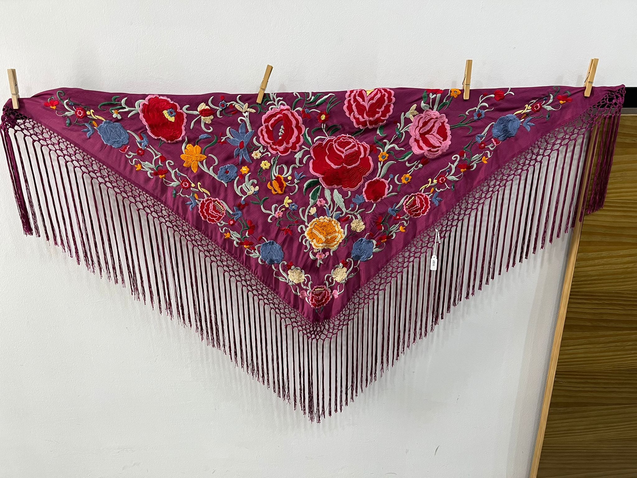 Mantoncillo Mayo buganvilla