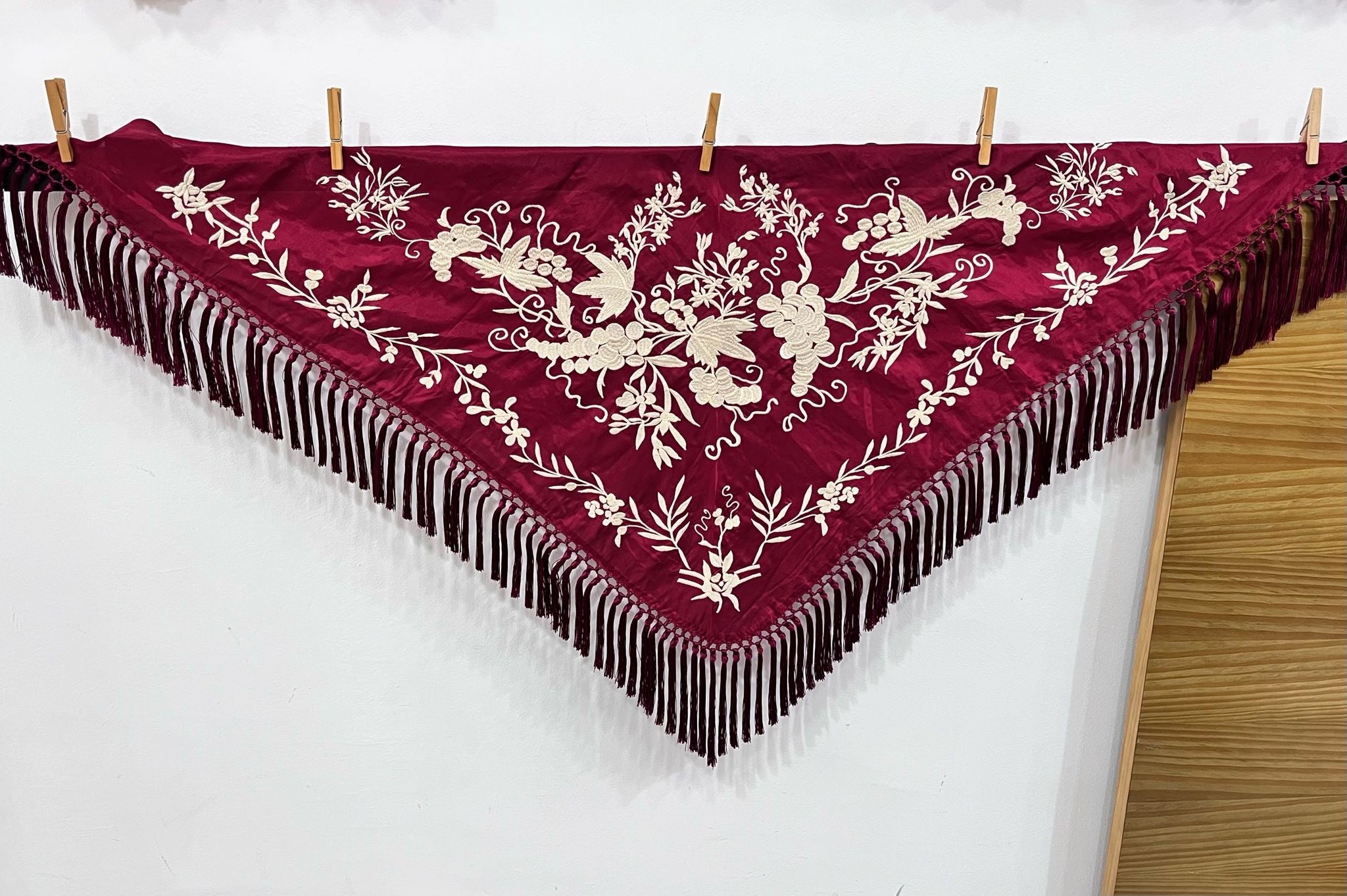 Mantoncillo Racimo Bicolor Burdeos